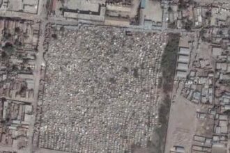 Superpoblación en slums haitianos. De michael5000.blogspot.com/2008/07