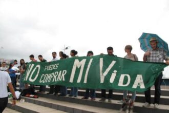 Manifestación de l@s Indignados Panameñ@s, el 29 de octubre de 2011 en la Cinta Costera, Ciudad de Panamá. Foto: Aris Rodríguez Mariota.