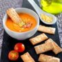 salmorejo con atún
