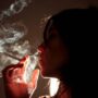 Los compuestos tóxicos de los cigarrillos varían de una marca a otra. Imagen: SINC