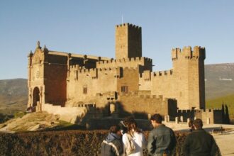 Turismo por Navarra: Castillo de Javier. Fotografía cedida por el Archivo de Turismo "Reyno de Navarra"