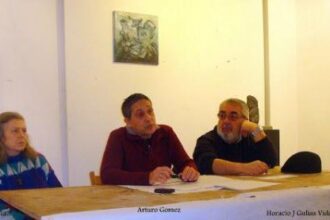 El nuevo presidente de la A.A.P.G.A., Arturo Gomez se dirige a la Asamblea
