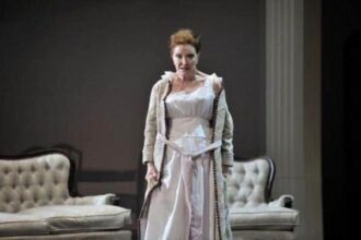 Nuria Espert La Loba Teatro Principal Zaragoza