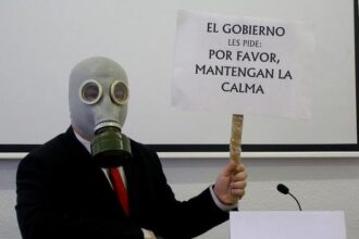 El gobierno pide calma