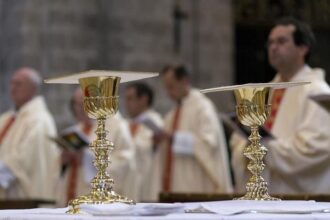 Misa. Sacerdotes. Curas