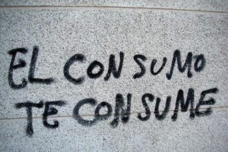 consumo. consumismo