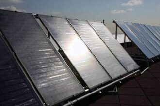Los captadores solares también pueden generar energía para los circuitos de calefacción y aire acondicionado. / UC3M