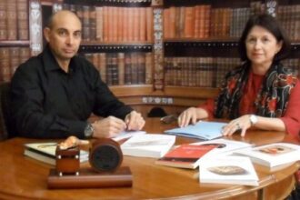 El Lobo Estepario Raúl Tristán entrevista a Ana Valet, masona