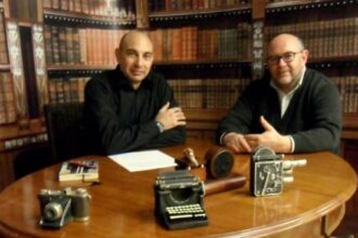 El Lobo Estepario Raúl Tristán (izda.) con Antón Castro (dcha.)