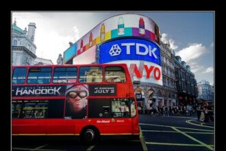 piccadilly circus