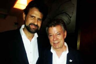 Antonio Sola (izda.) y Juan Manuel Santos (dcha.)