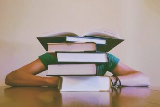 libros estudiar conocimiento universidad