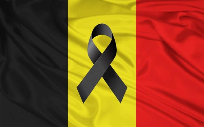 bandera belgica lazo negro