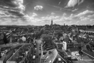 Mons