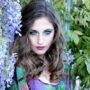 chica flores