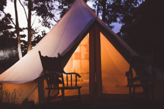 Glamping y Turismo Sostenible Campings con tiendas montadas, en plena naturaleza, con todas las comodidades y para todas las economías