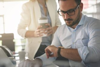 Cumplimiento normativo integral adapta tu empresa a la Ley Crea y Crece y al fichaje digital